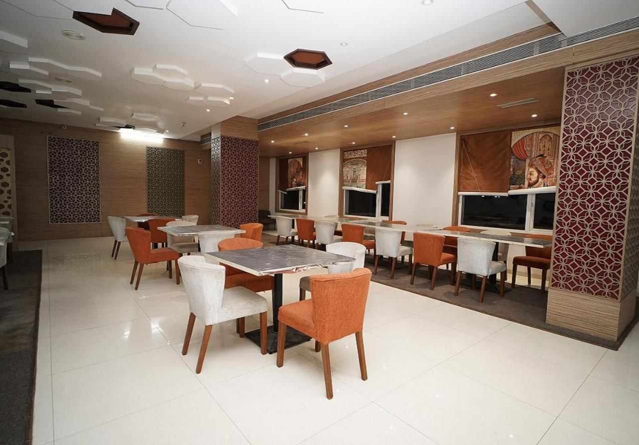 Hotel Amora - Rajnandgaon Raj Nandgaon Екстер'єр фото