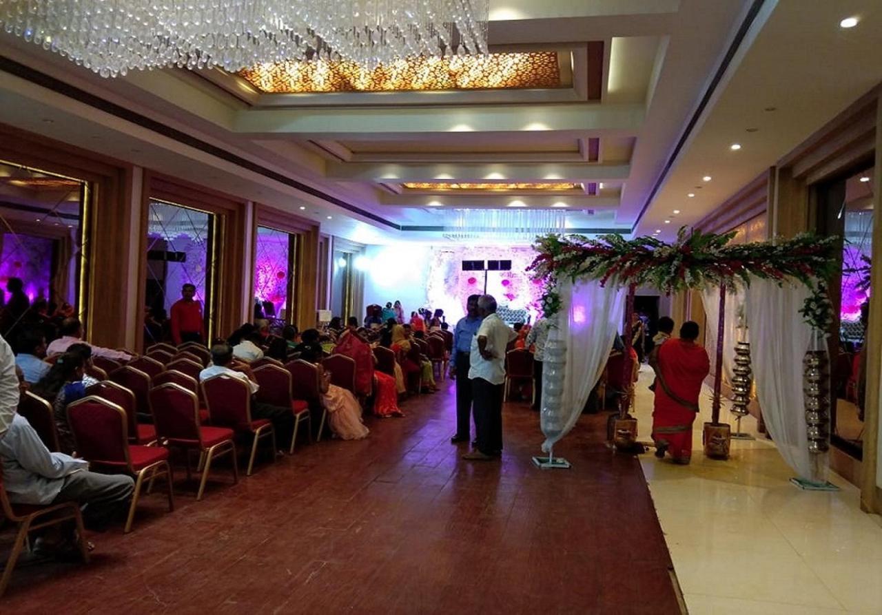 Hotel Amora - Rajnandgaon Raj Nandgaon Екстер'єр фото